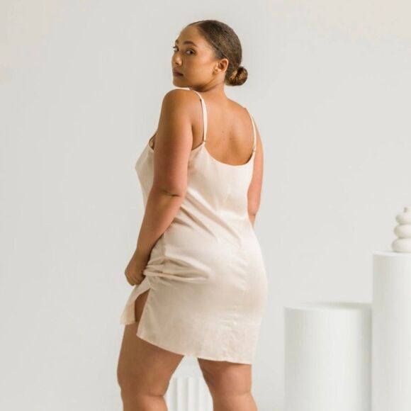 ETTITUDE Sateen Slip Dress Bamboo Oat small New in Box - Picture 2 of 13